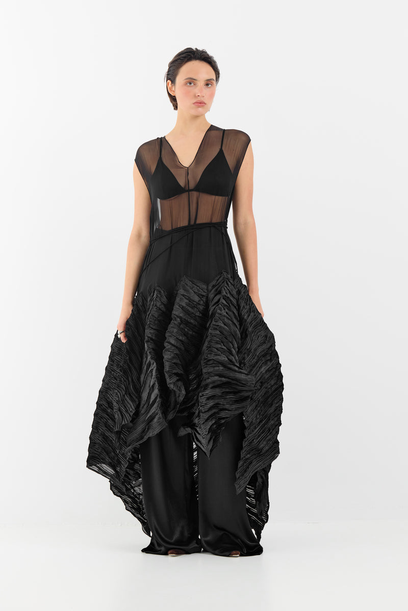 DAPHNE DRESS IN BLACK