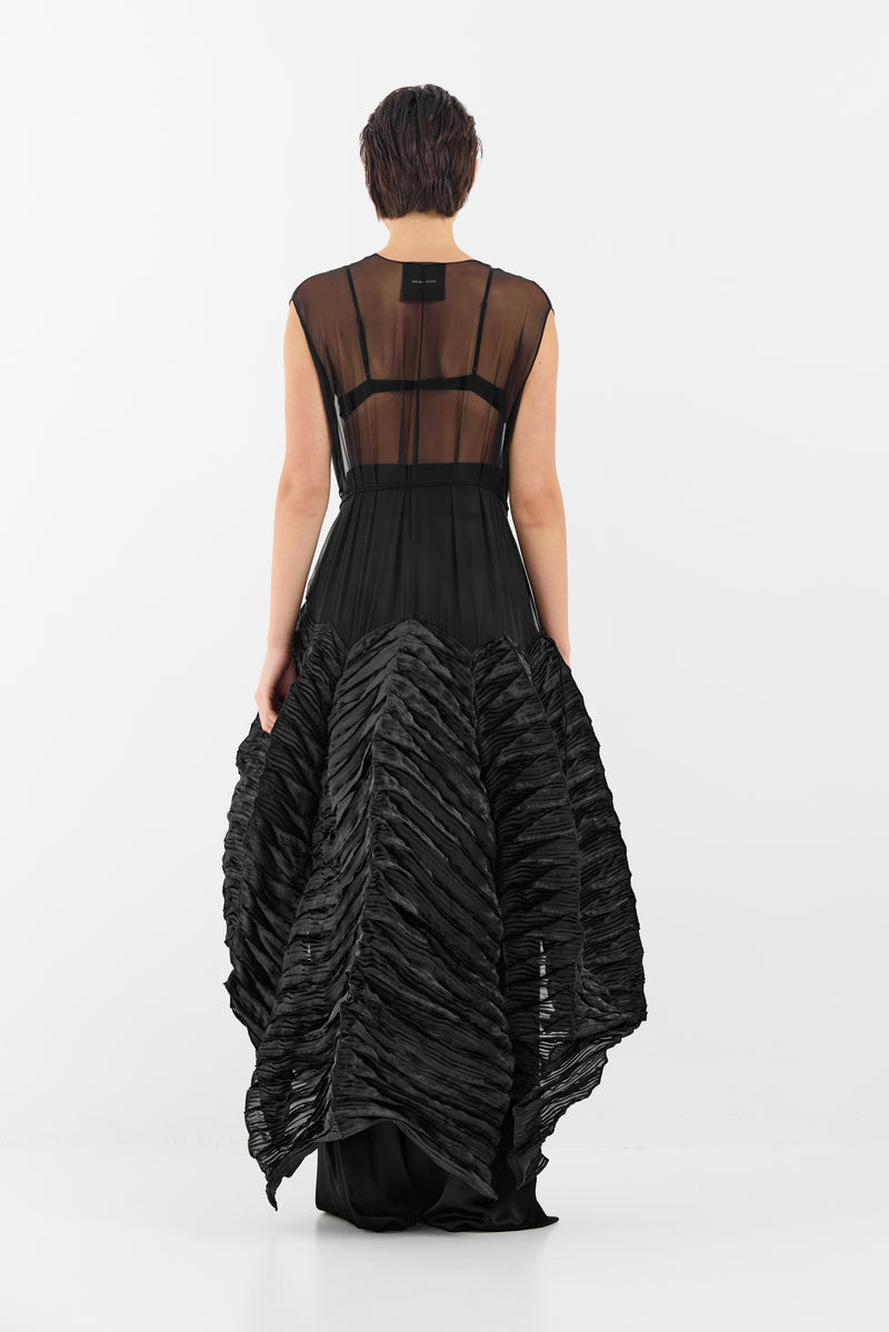 DAPHNE DRESS IN BLACK