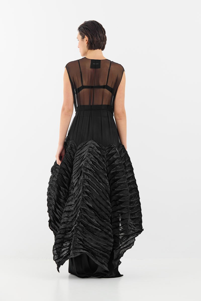 DAPHNE DRESS IN BLACK