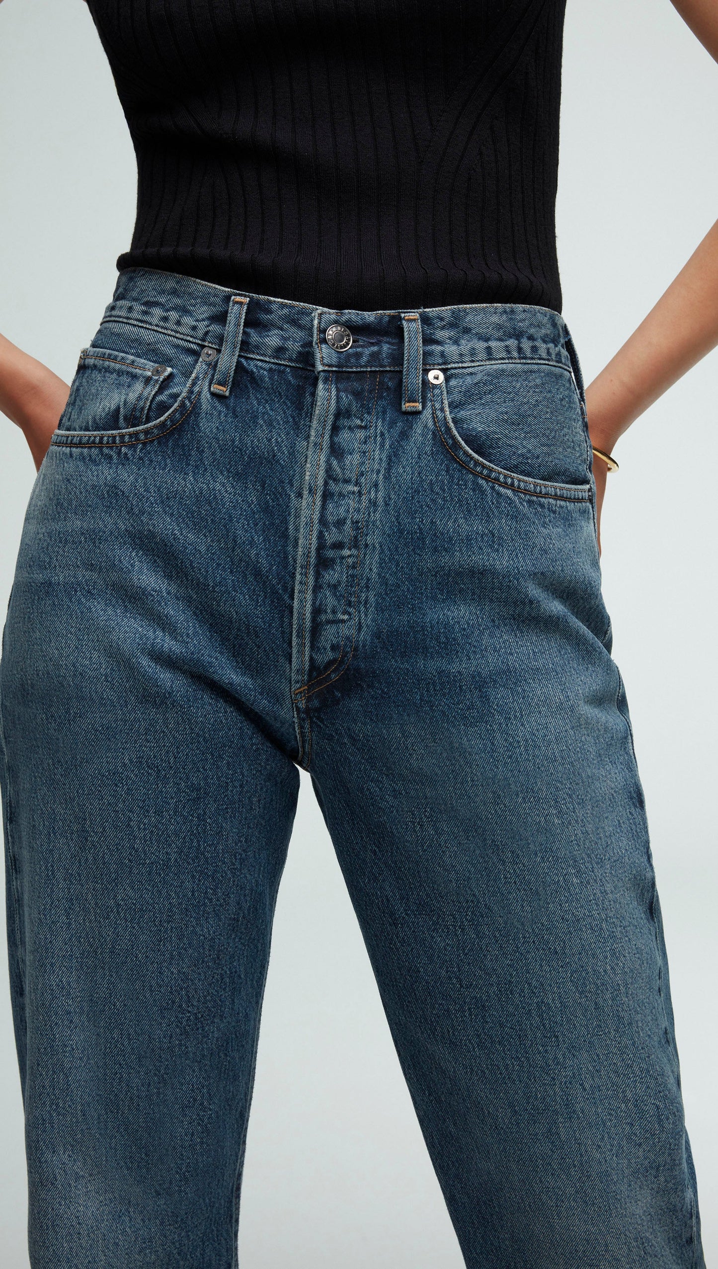 AGOLDE x 90s Mid Rise Loose Fit | Portrait