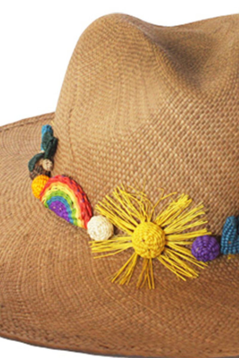 HAPPY BEIGE HAT
