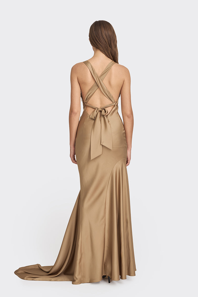 CROSS-BACK GOWN IN TAN BROWN