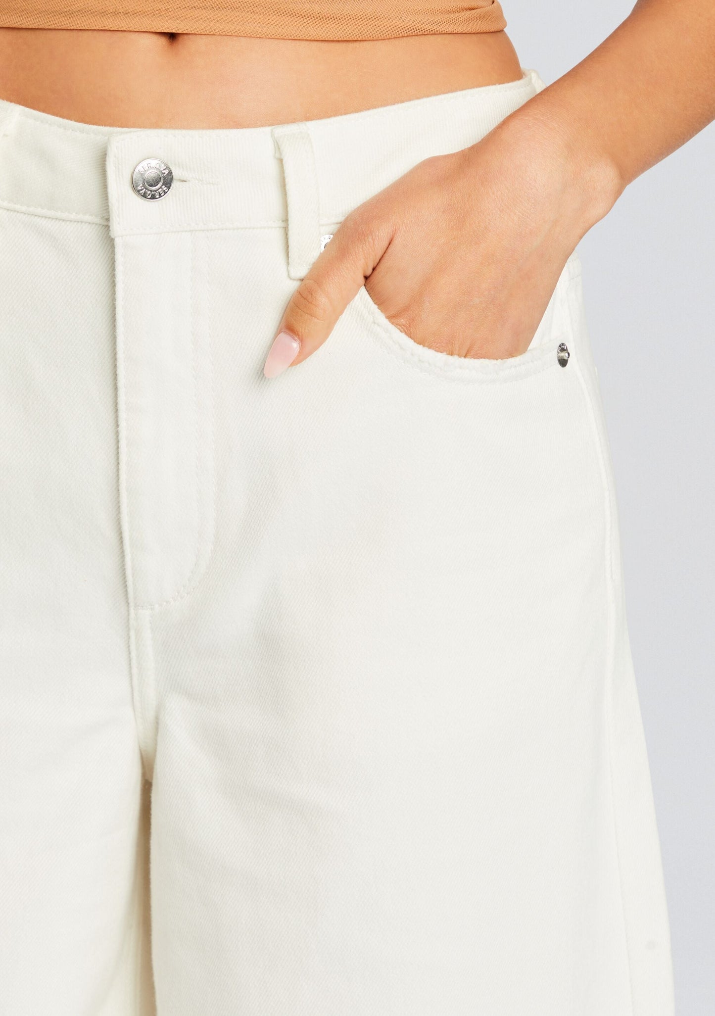 Valli Mid Rise Bermuda Short