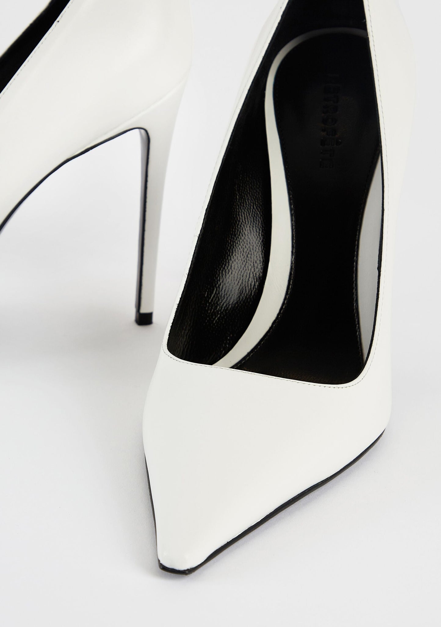Jasmine Heel