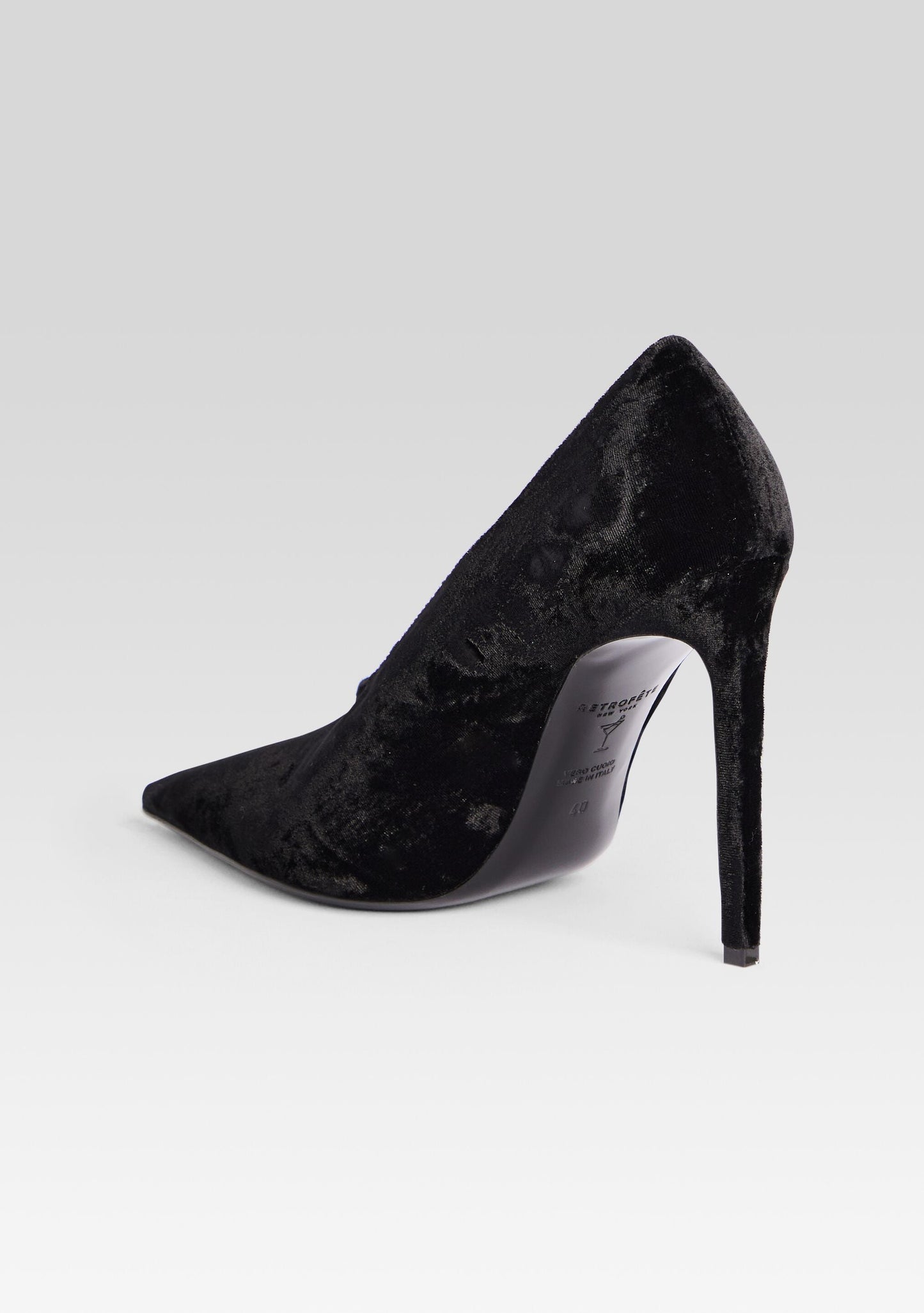 Mollie Velvet Pump