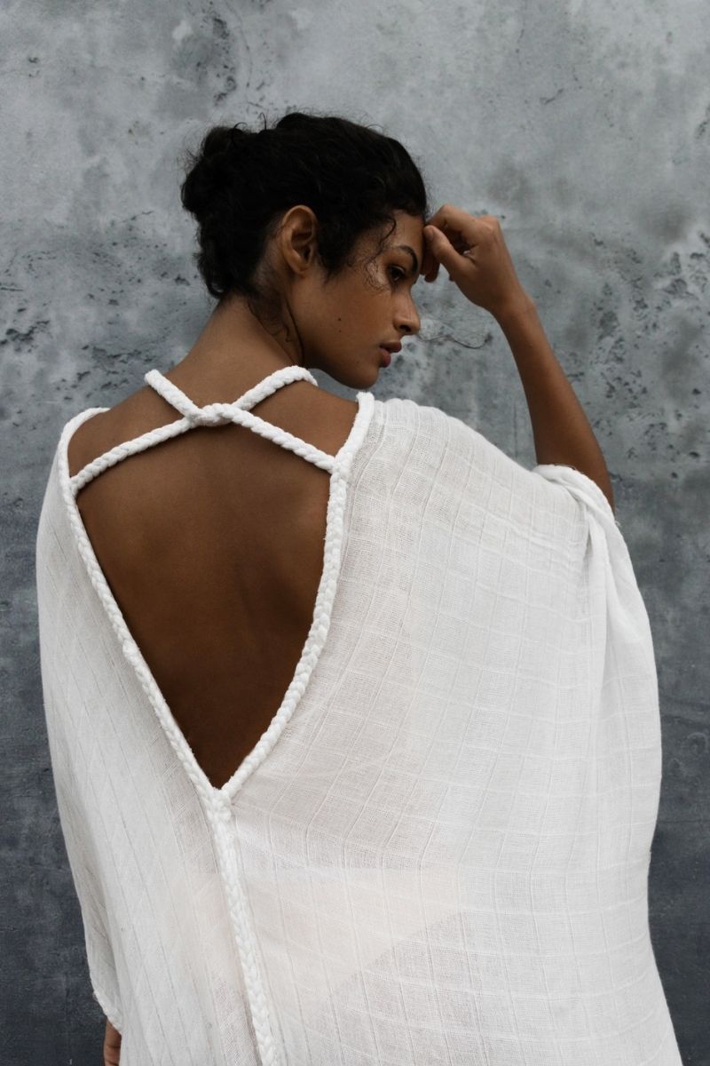 HELENA KAFTAN IN NUDE