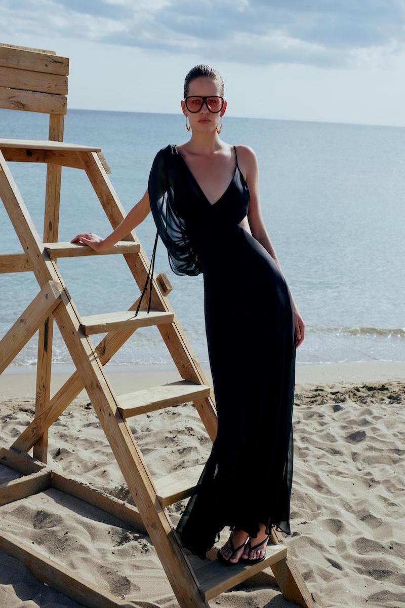 LIZA MAXI DRESS IN BLACK