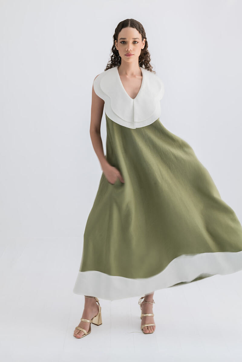 LORA DRESS IN SAGE GREEN