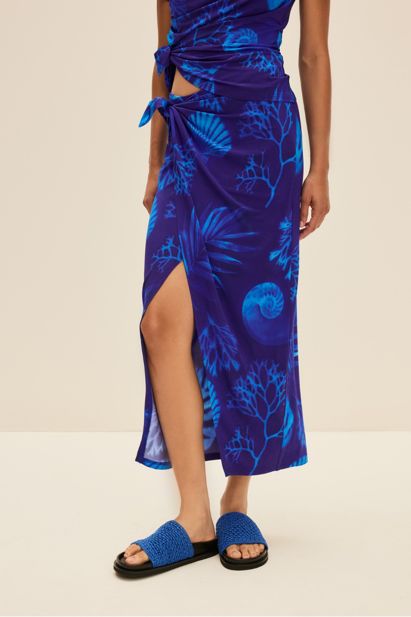 WRAP-STYLE MIDI SKIRT IN CYANOTYPE PRINT