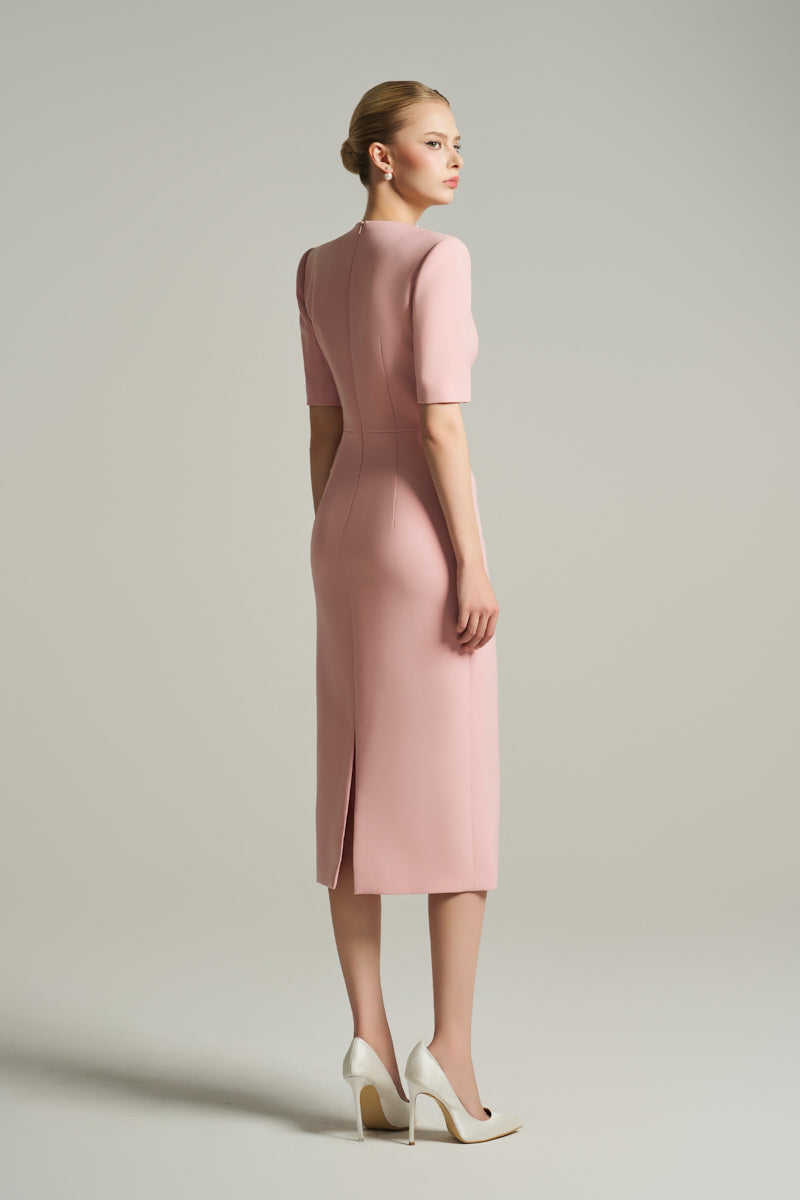 V-NECK KNEE LENGTH DRESS IN LIGHT PINK