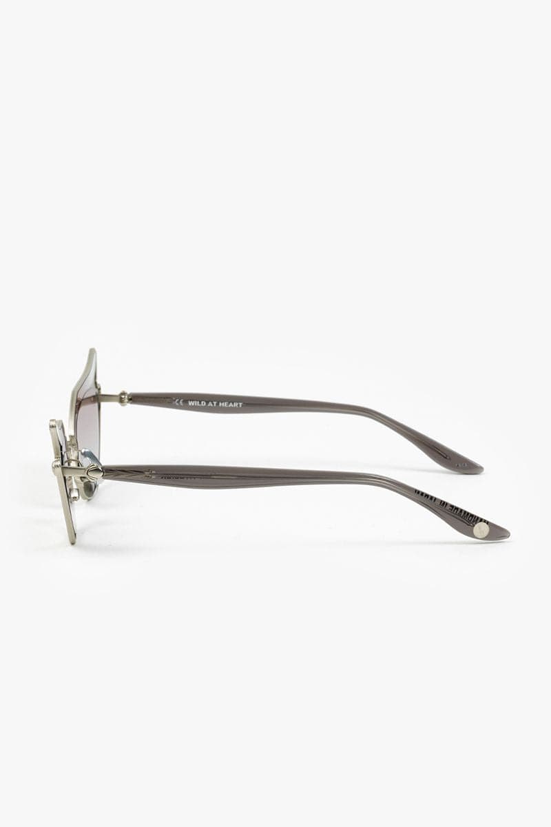 SILVER WILD AT HEART SUNGLASSES