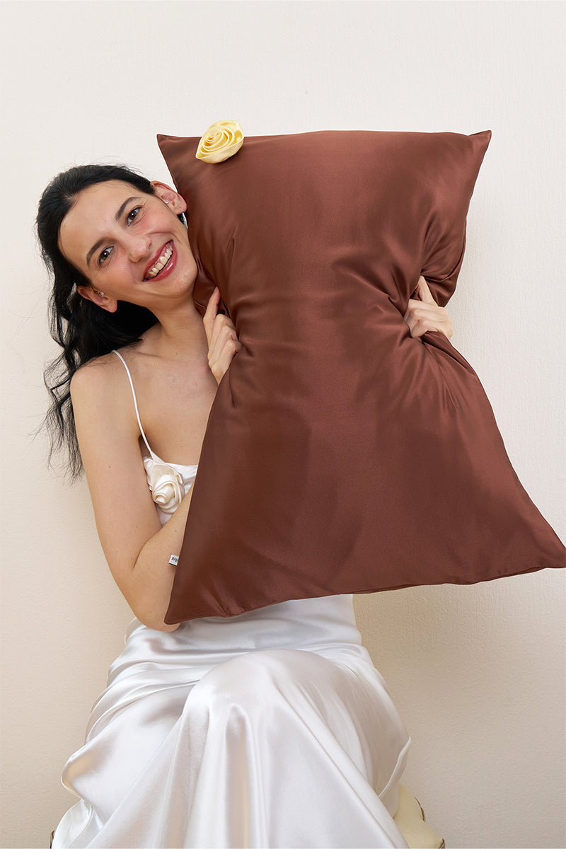 TUSCAN ROSE SILK PILLOWCASE IN BROWN