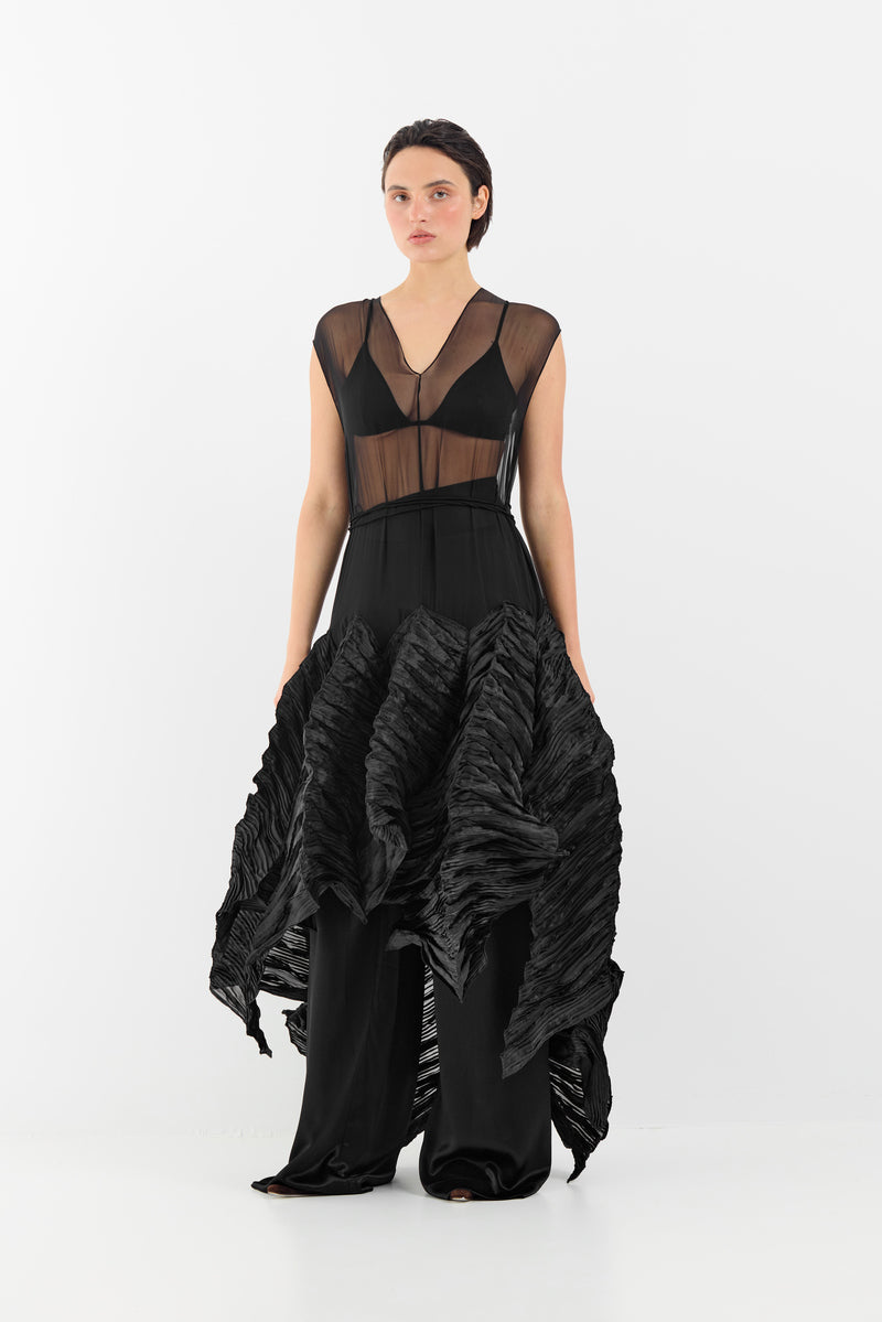 DAPHNE DRESS IN BLACK