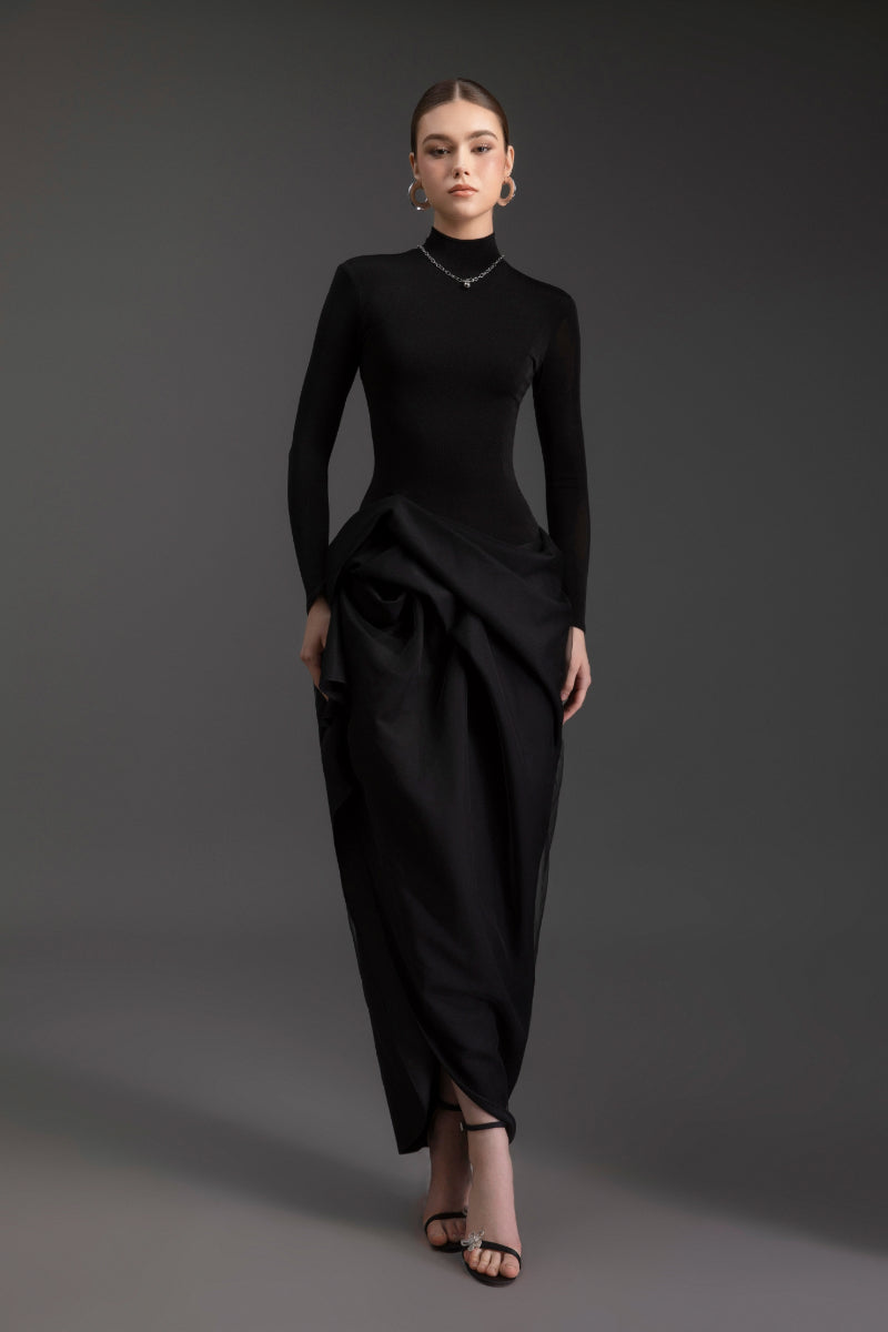 TURTLENECK TWILIGHT ALL BLACK DRESS
