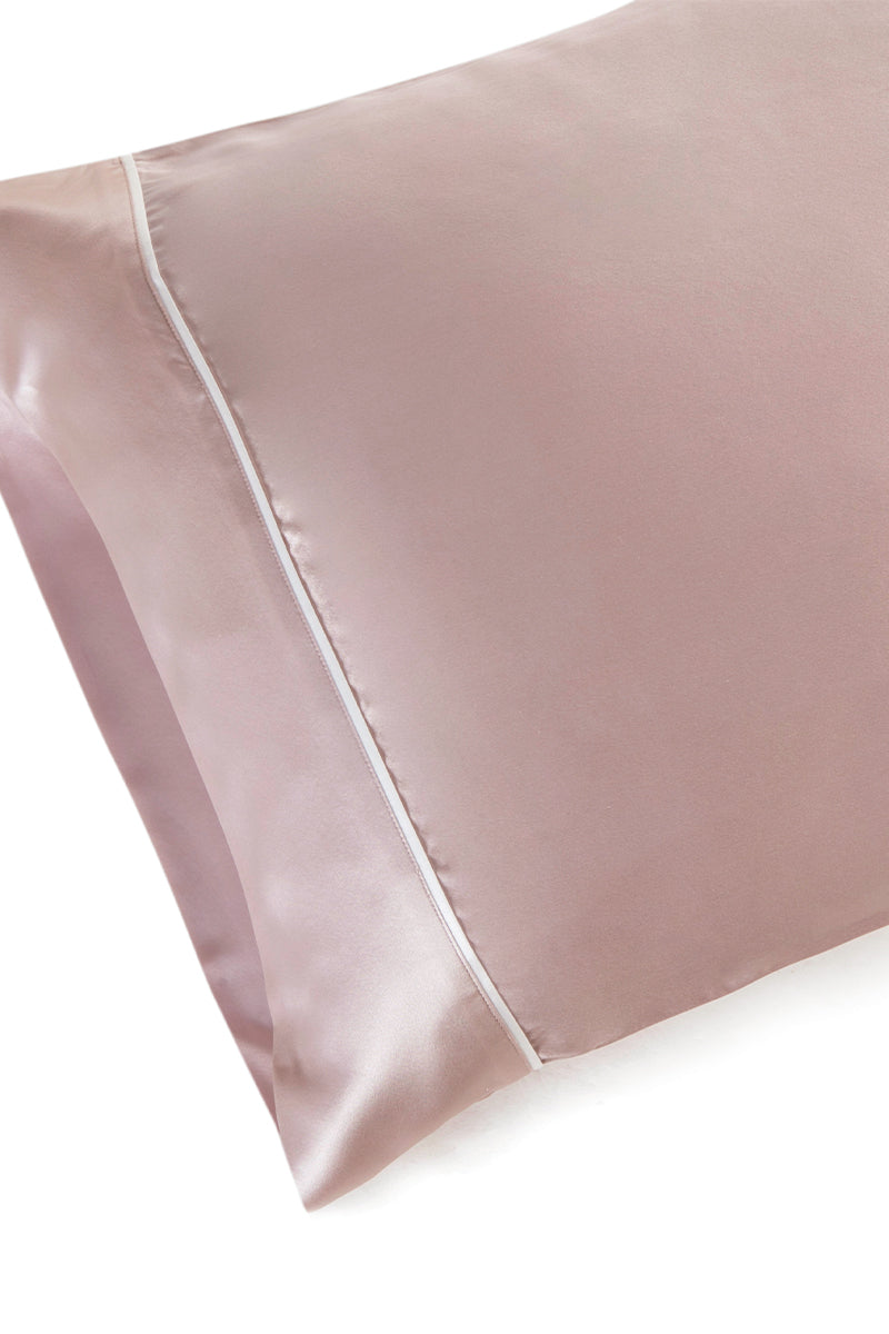 SWEET DREAMS SILK GIFT BOX IN SOFT PINK