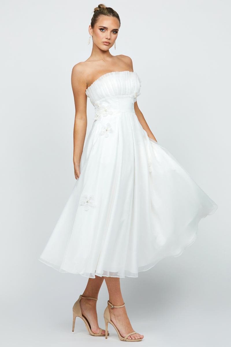 ALAYAH STRAPLESS TEA LENGTH MIDI IN WHITE