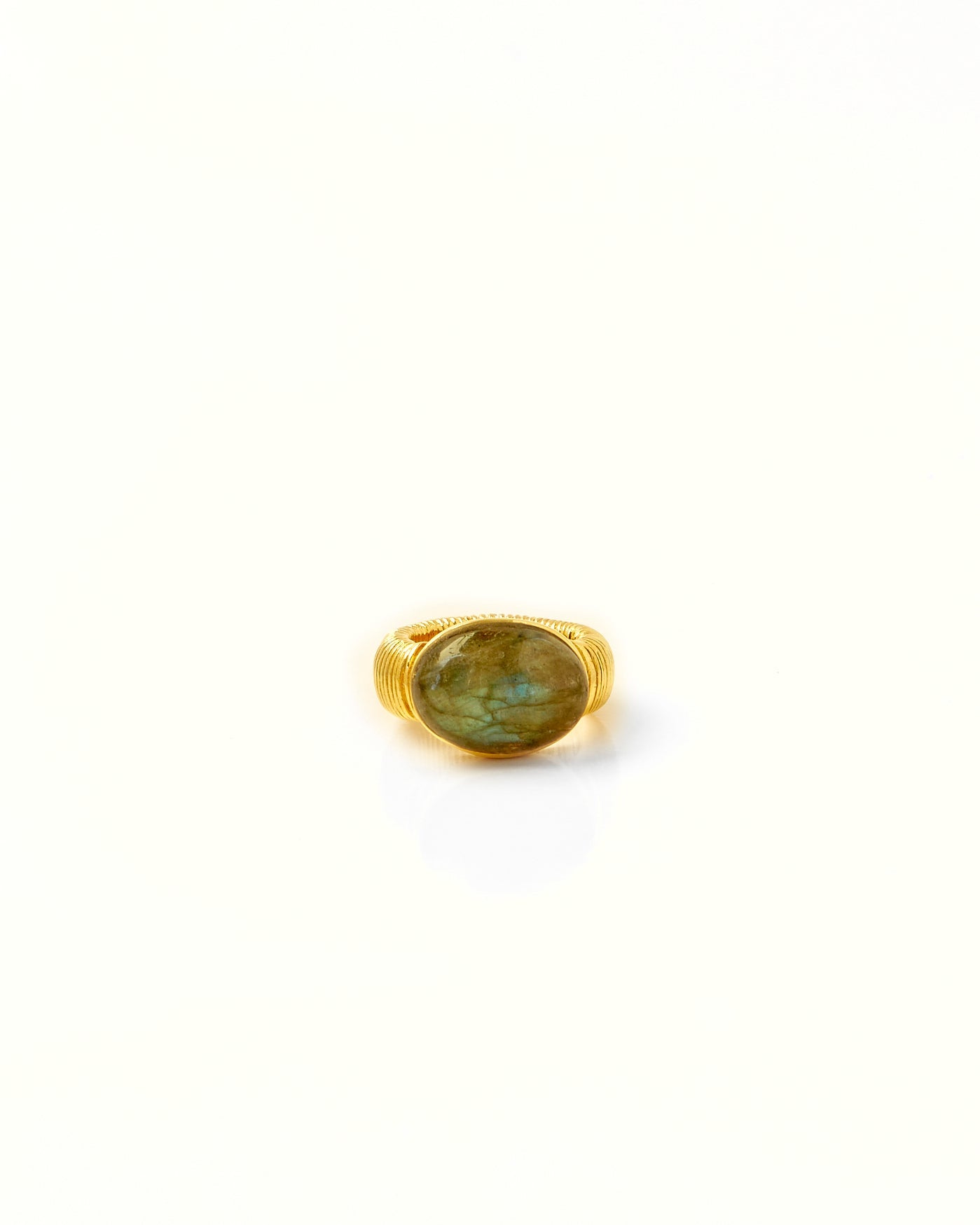 Tay Labradorite Set Wirewrap Ring