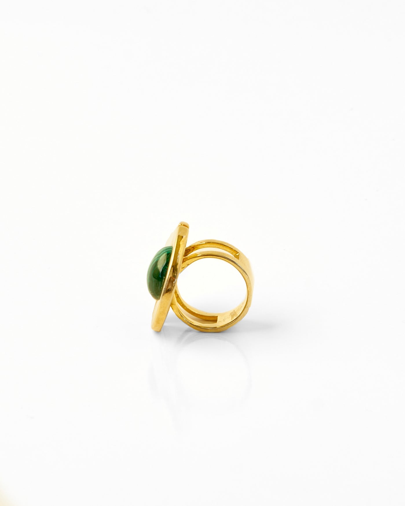 Tay Malachite Set Ovoid Panel Ring
