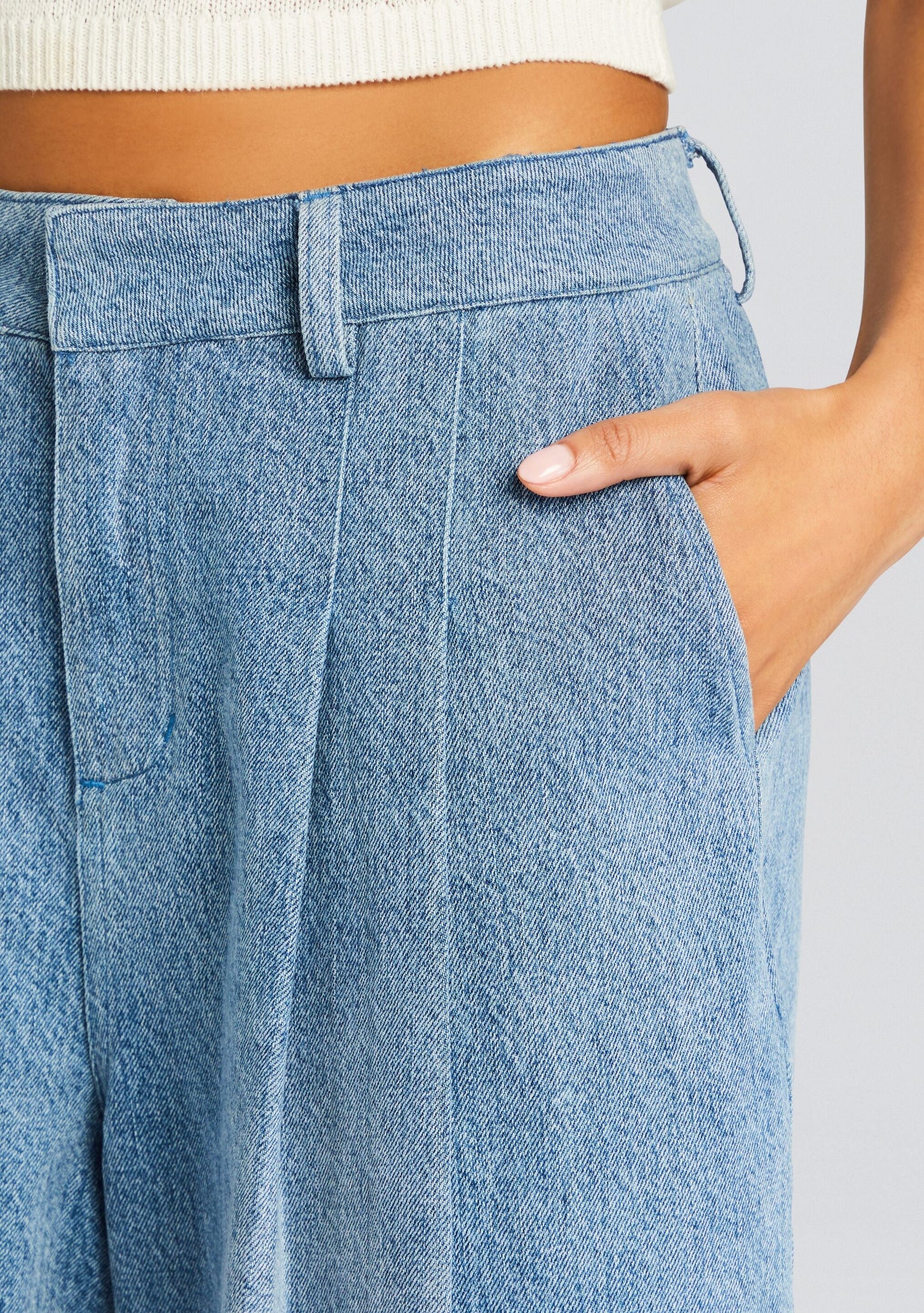 Arietta Short