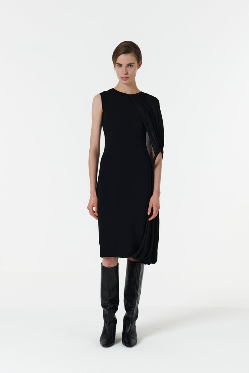 ASYMMETRIC SHOULDER HOOP KNIT DRESS IN BLACK