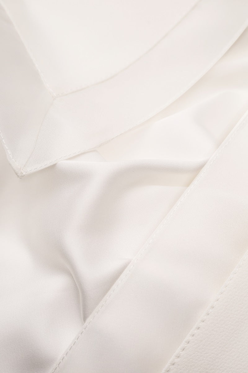 WRAP SKIRT IN WHITE