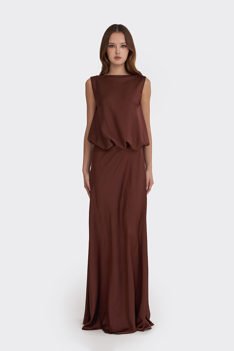 PUFFED BOATNECK MAXI GOWN IN BROWN