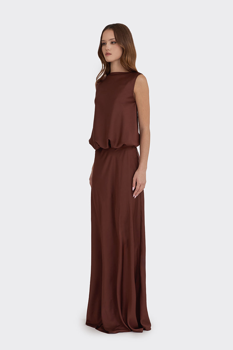 PUFFED BOATNECK MAXI GOWN IN BROWN