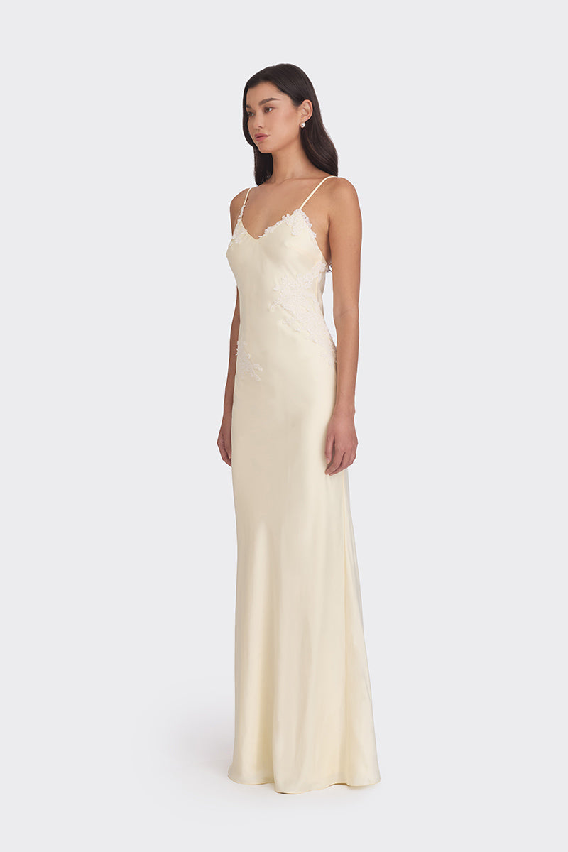 SIGNATURE V NECK LACE MAXI DRESS IN LIGHT YELLOW
