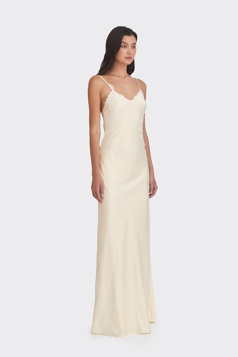 SIGNATURE V NECK LACE MAXI DRESS IN LIGHT YELLOW
