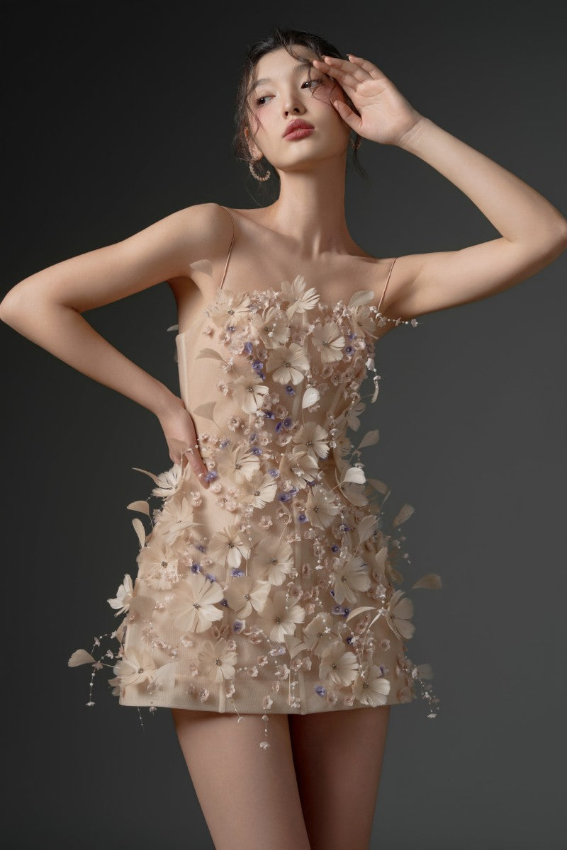DULFINE TULLE FEATHER FLOWER DRESS IN BEIGE