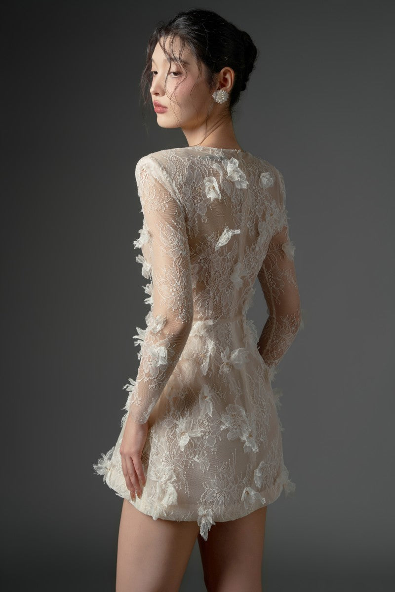 DUBB LACE FLOWER DRESS IN BEIGE