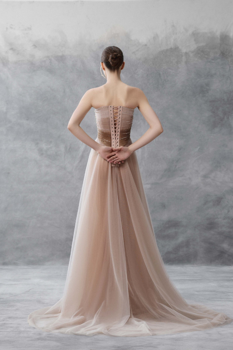 TULLE EMPIRE WAIST DRESS WITH DRAPING IN NUDE