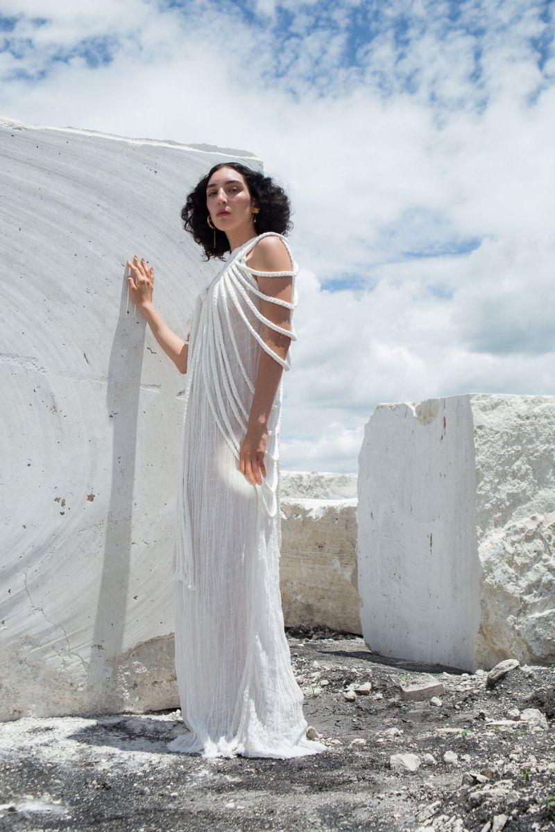 VERRA GOWN IN NUDE
