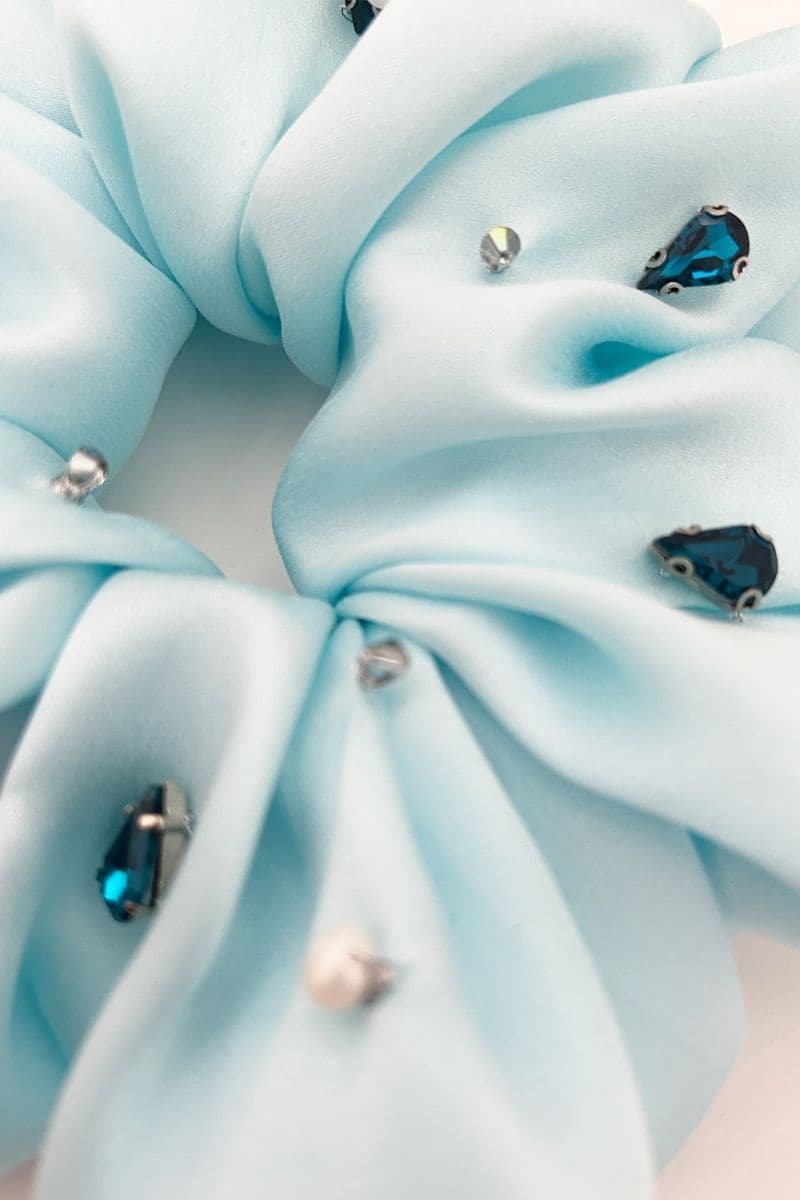 CULT MIA X AETHERA AQUA HARLOW EMBELLISHED SCRUNCHIE