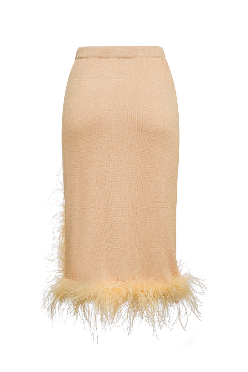 PEACH KNIT SKIRT-DRESS WITH FEATHERS