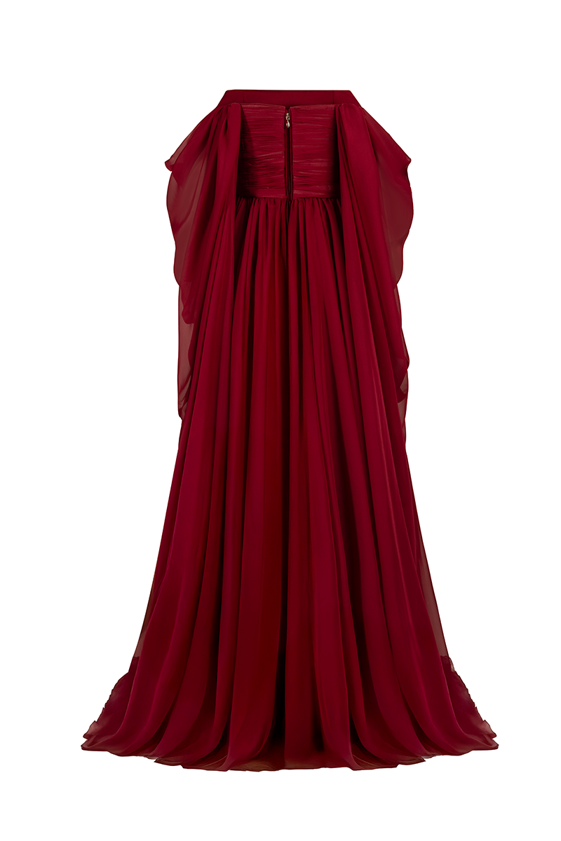 STRAPLESS GOWN IN RED